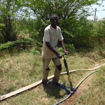 Affordable irrigation solution (hip-pump)